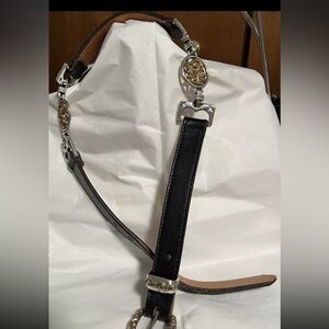 Texas Nocona belt in leather with Silver and brass tone effects. Size 30